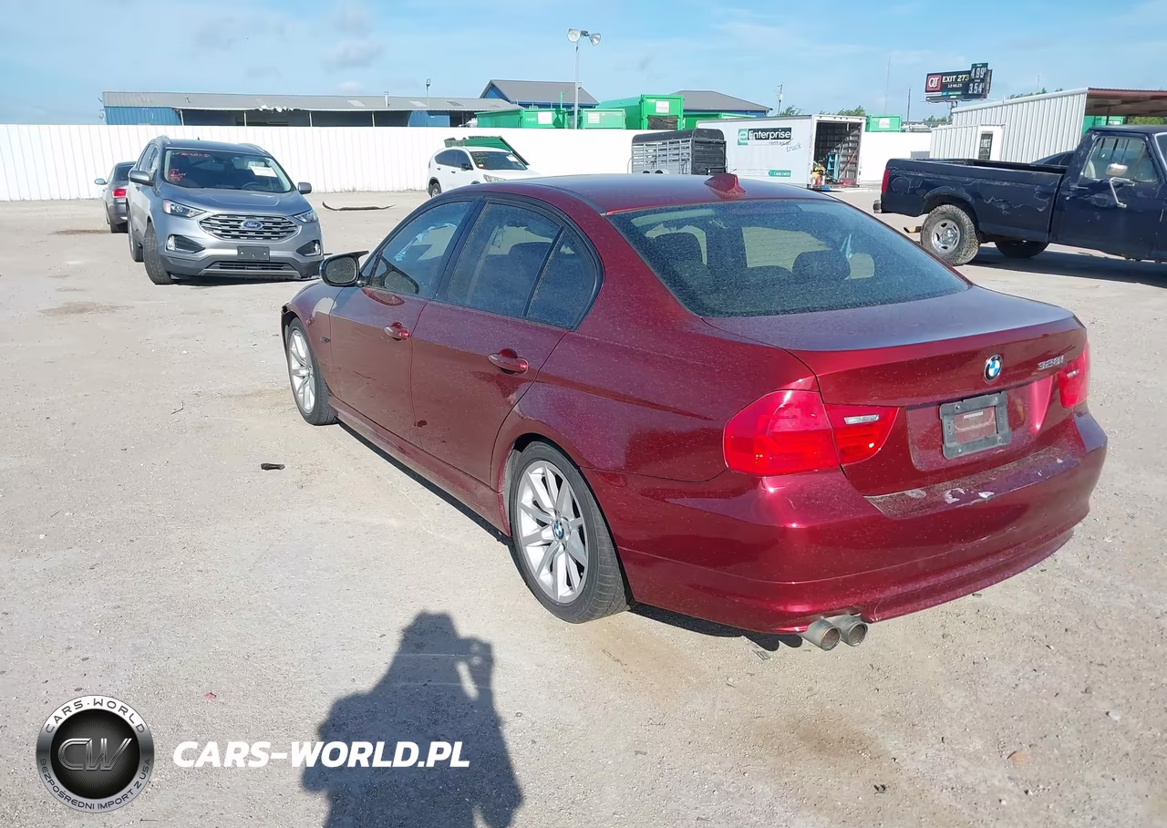 2011 BMW 328I VIN:WBAPH7C52BE674550 - 3