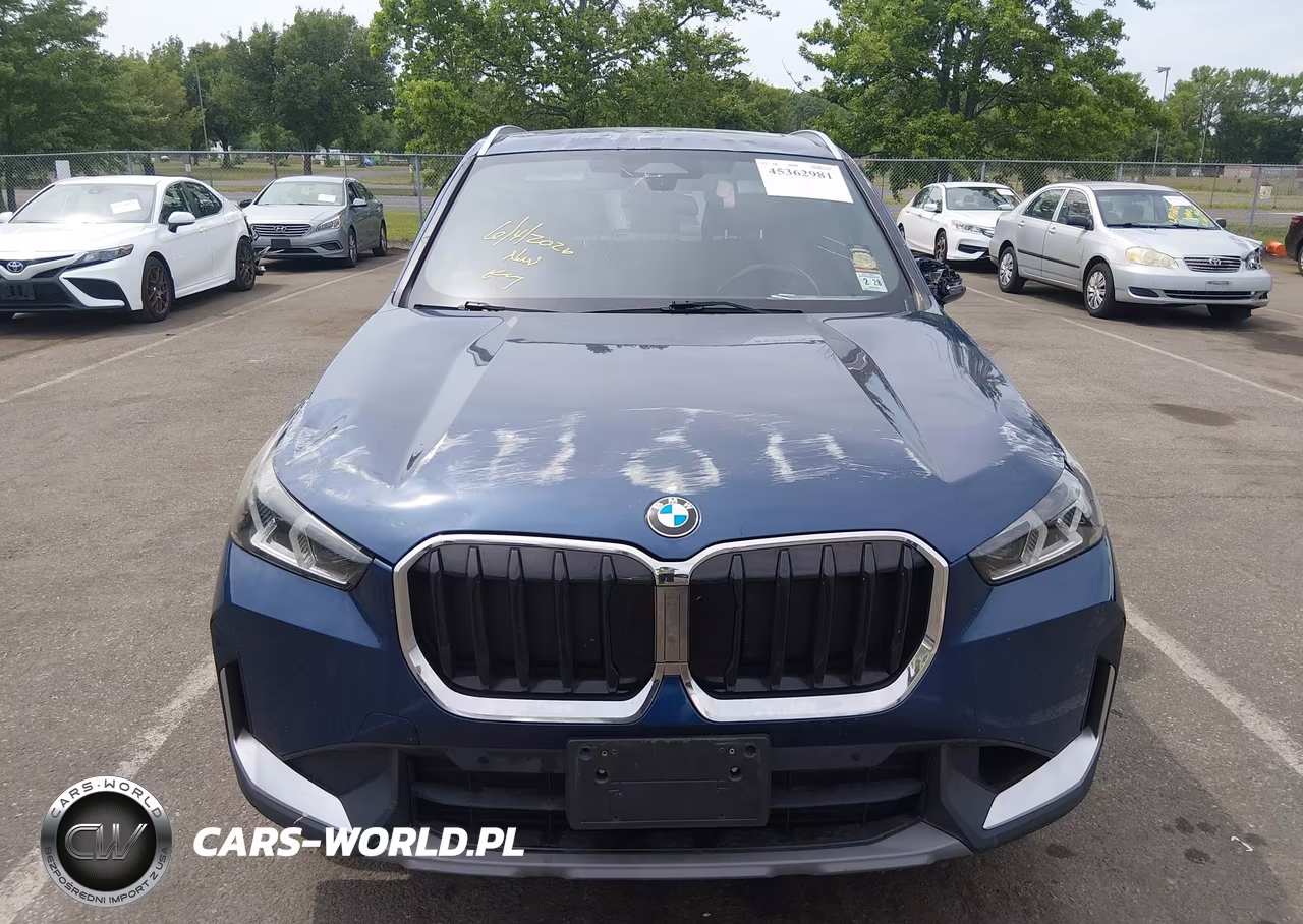 2023 BMW X1 xDrive28I VIN:WBX73EF02P5W41838 - 12