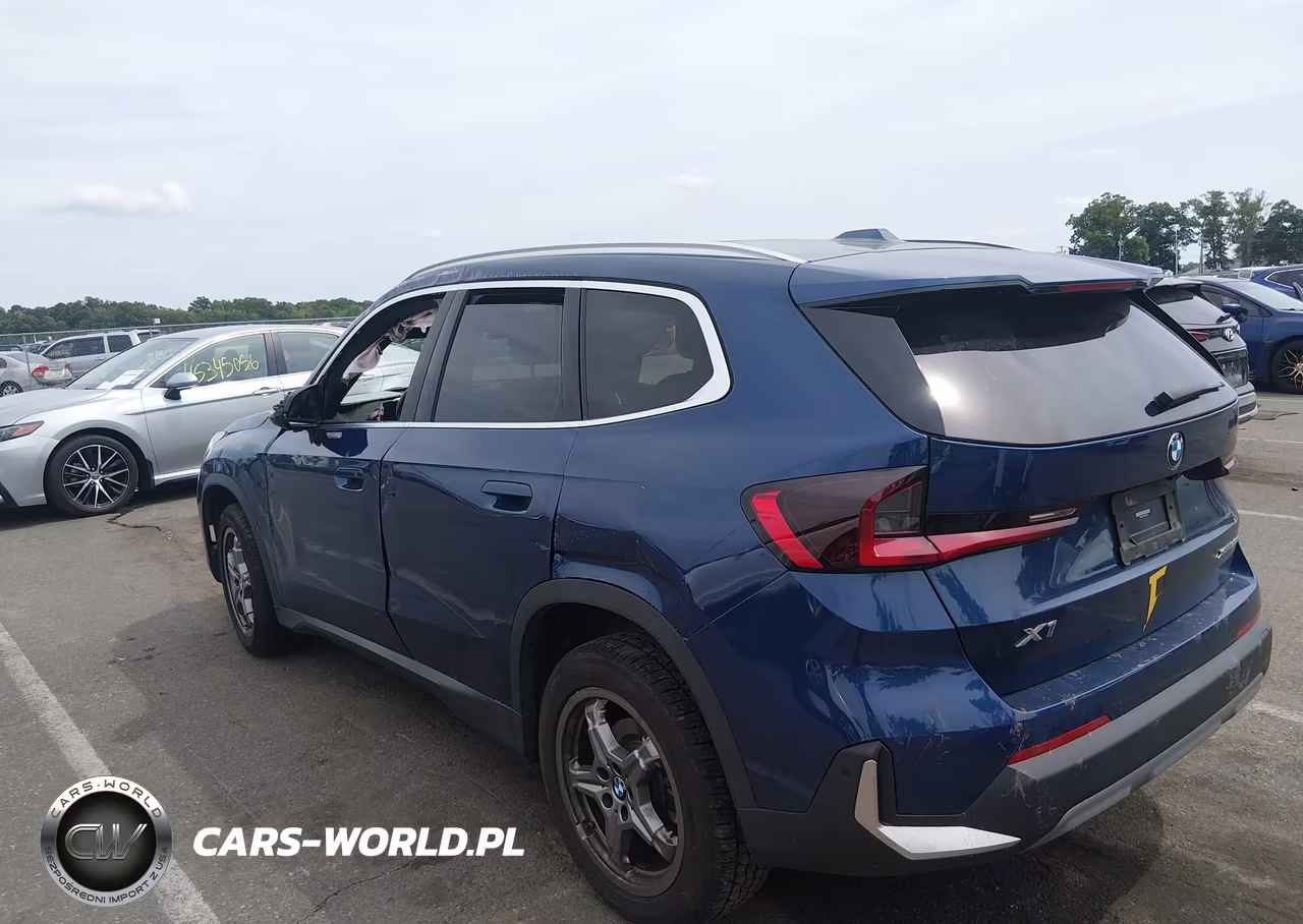 2023 BMW X1 xDrive28I VIN:WBX73EF02P5W41838 - 3