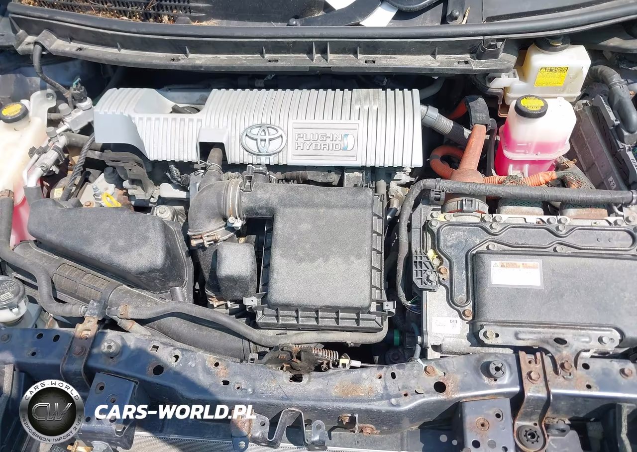 2013 Toyota Prius Plug-In VIN:JTDKN3DP4D3038757 - 10