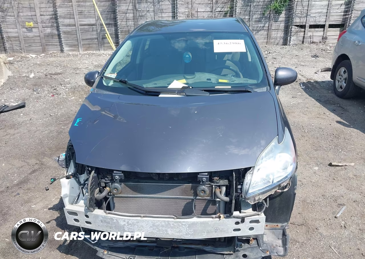2013 Toyota Prius Plug-In VIN:JTDKN3DP4D3038757 - 12