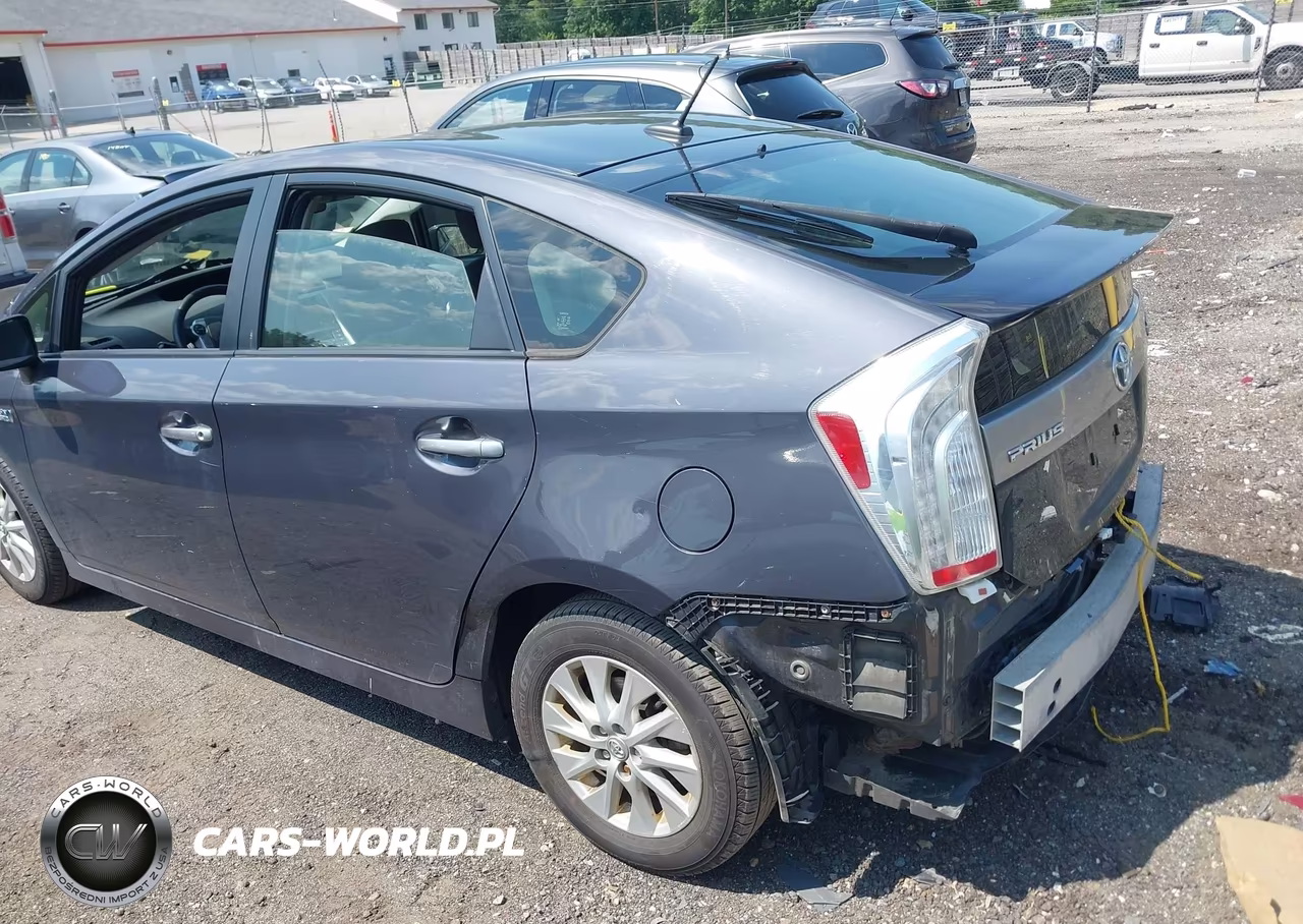 2013 Toyota Prius Plug-In VIN:JTDKN3DP4D3038757 - 14