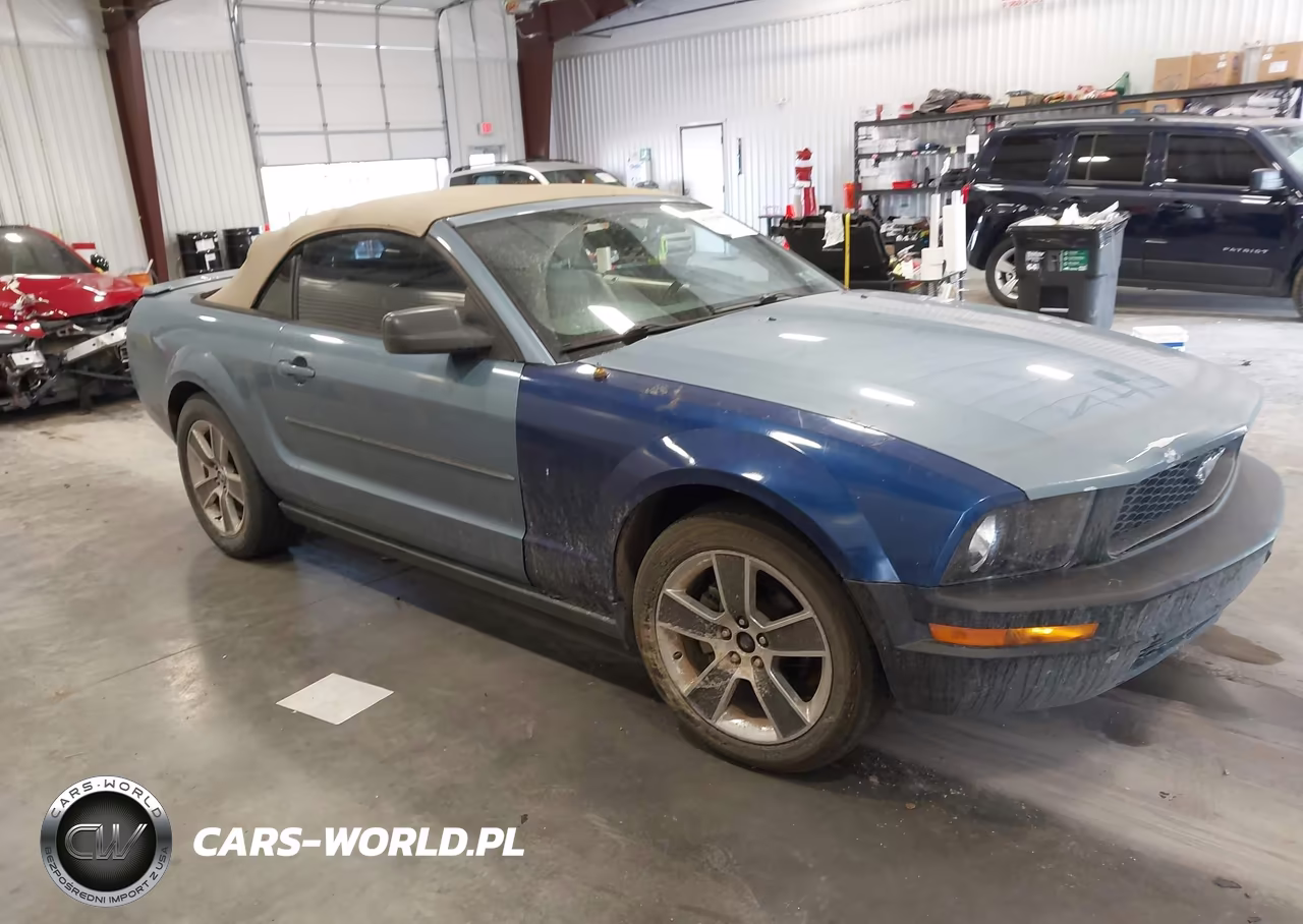 2007 Ford Mustang V6 Deluxe-V6 Premium – zdjęcie 1 z 16
