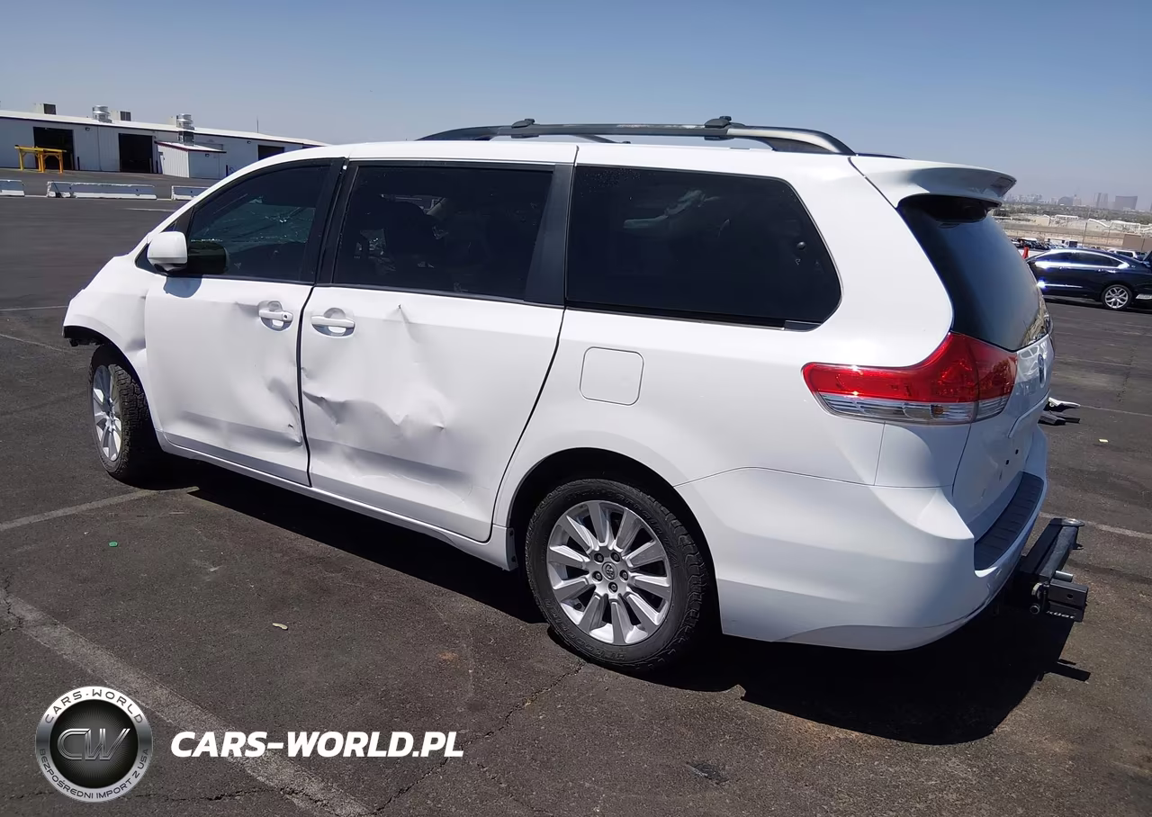 2013 Toyota Sienna Le 7 Passenger VIN:5TDJK3DC4DS067675 - 3