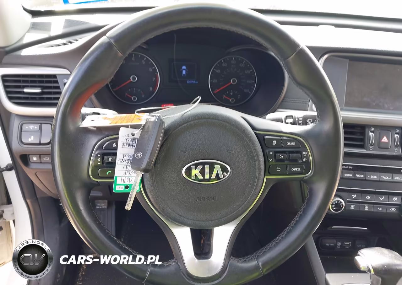2018 Kia Optima S VIN:5XXGT4L33JG243854 - 11
