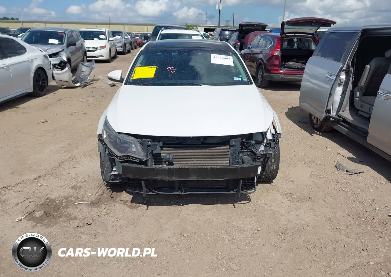 2018 Kia Optima S VIN:5XXGT4L33JG243854 - 13