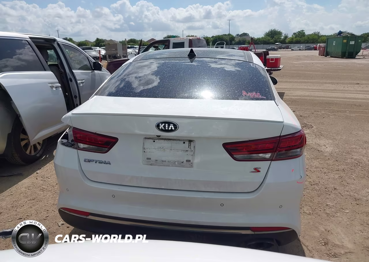 2018 Kia Optima S VIN:5XXGT4L33JG243854 - 17