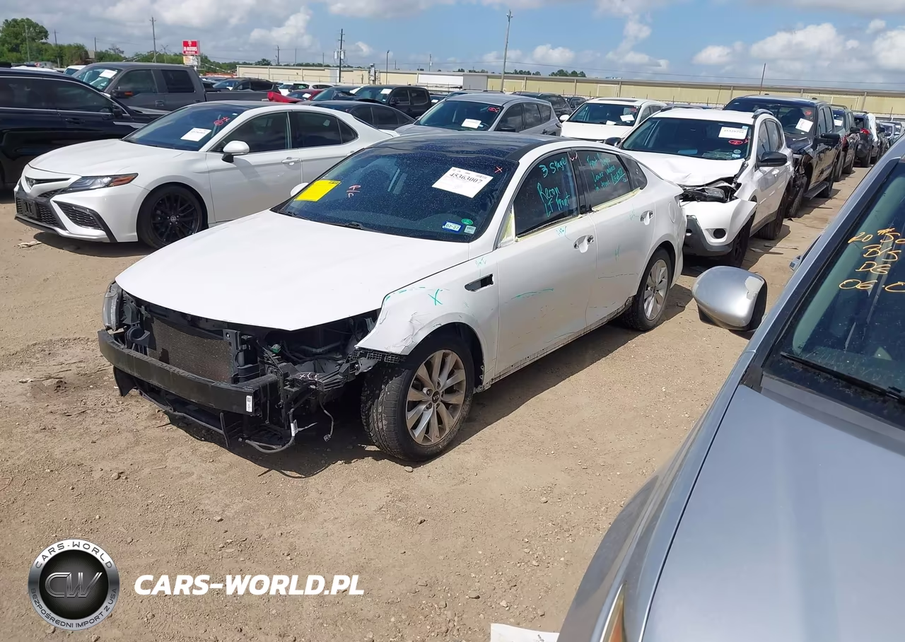 2018 Kia Optima S VIN:5XXGT4L33JG243854 - 2