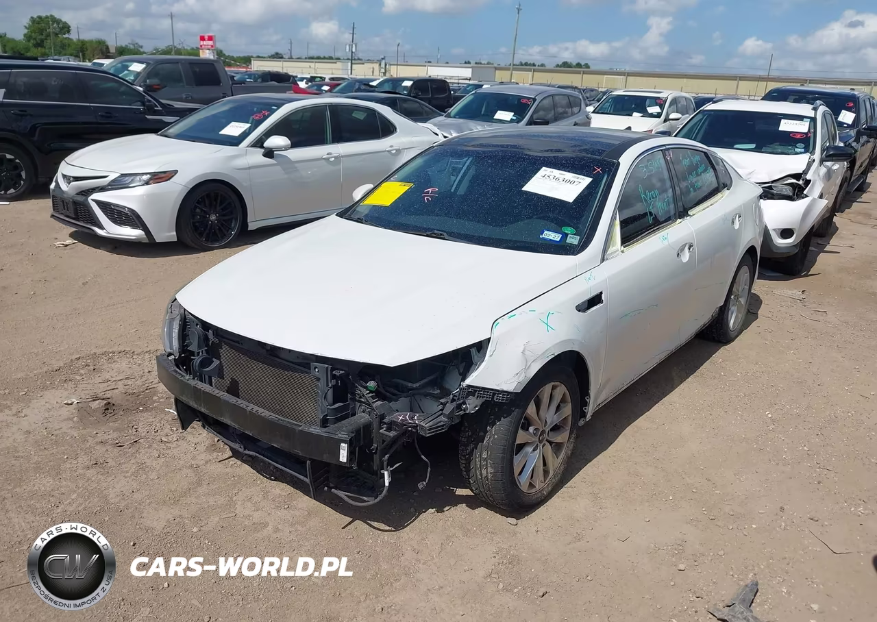 2018 Kia Optima S VIN:5XXGT4L33JG243854 - 6