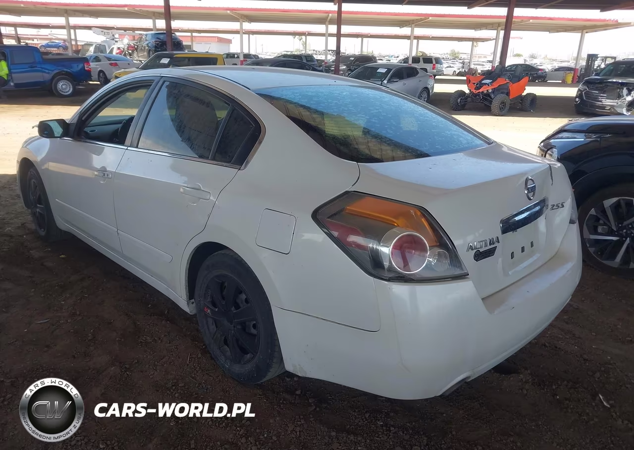 2011 Nissan Altima 2.5 S VIN:1N4AL2AP3BN445945 - 3