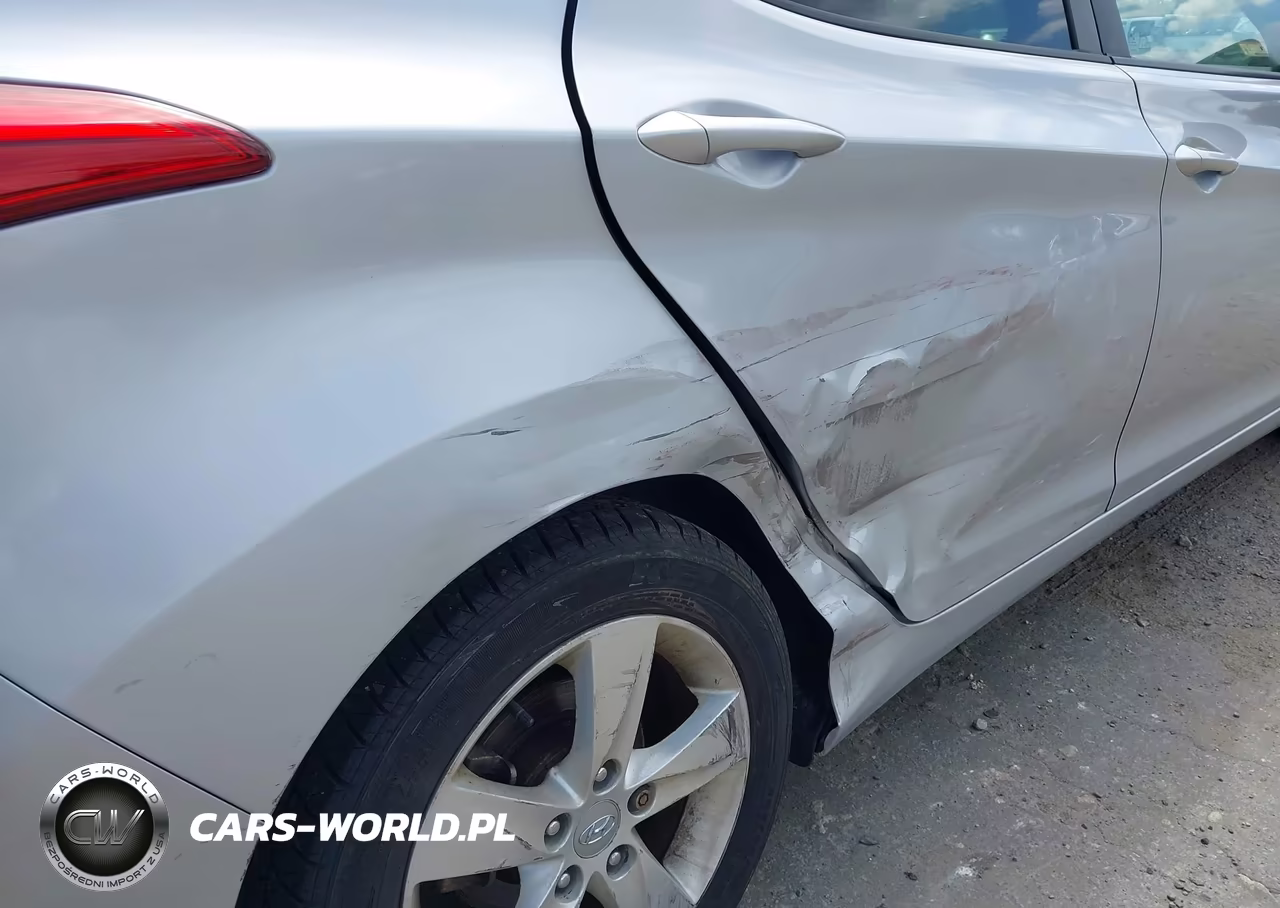 2012 Hyundai Elantra Gls VIN:5NPDH4AE8CH064659 - 13