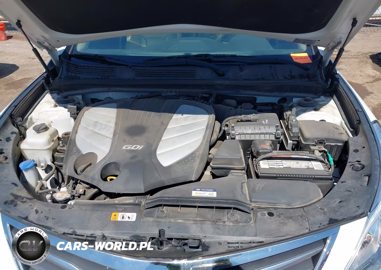 2017 Hyundai Azera Limited VIN:KMHFH4JG3HA590721 - 10