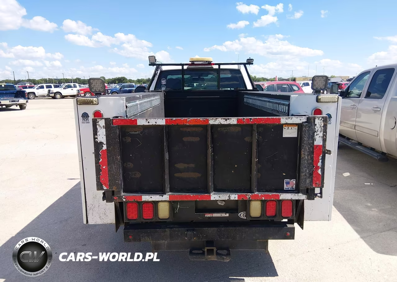 2019 Ford F-350 Chassis Xl VIN:1FDRF3E63KED41088 - 18