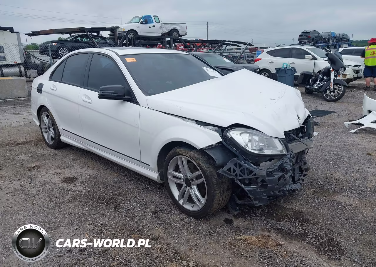 2013 Mercedes-Benz C 250 Sport