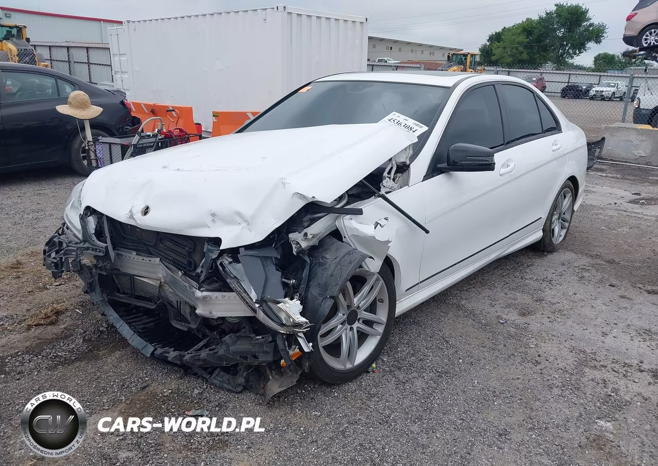 2013 Mercedes-Benz C 250 Sport VIN:WDDGF4HBXDA763644 - 2