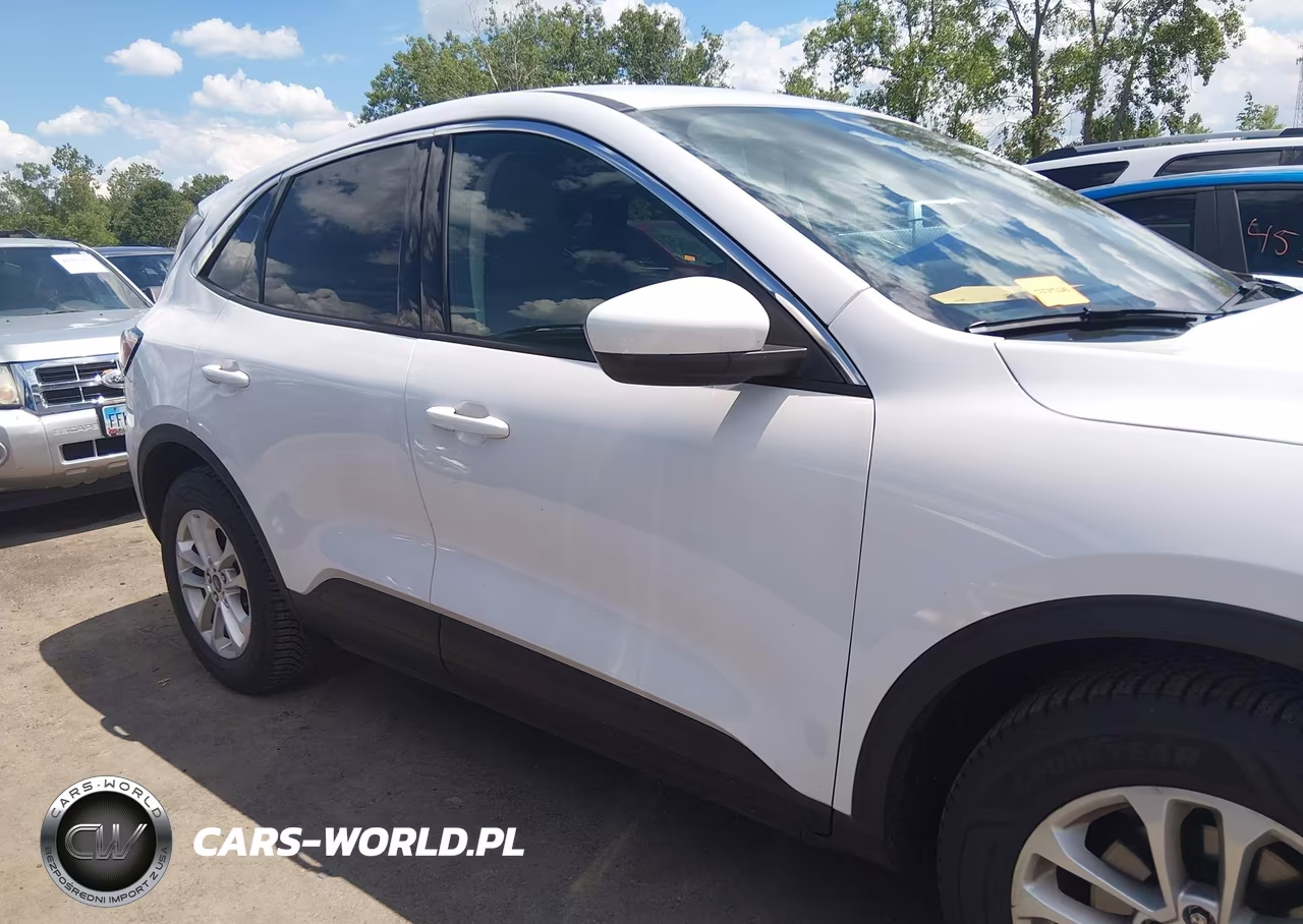 2020 Ford Escape Se VIN:1FMCU0G68LUA25488 - 13