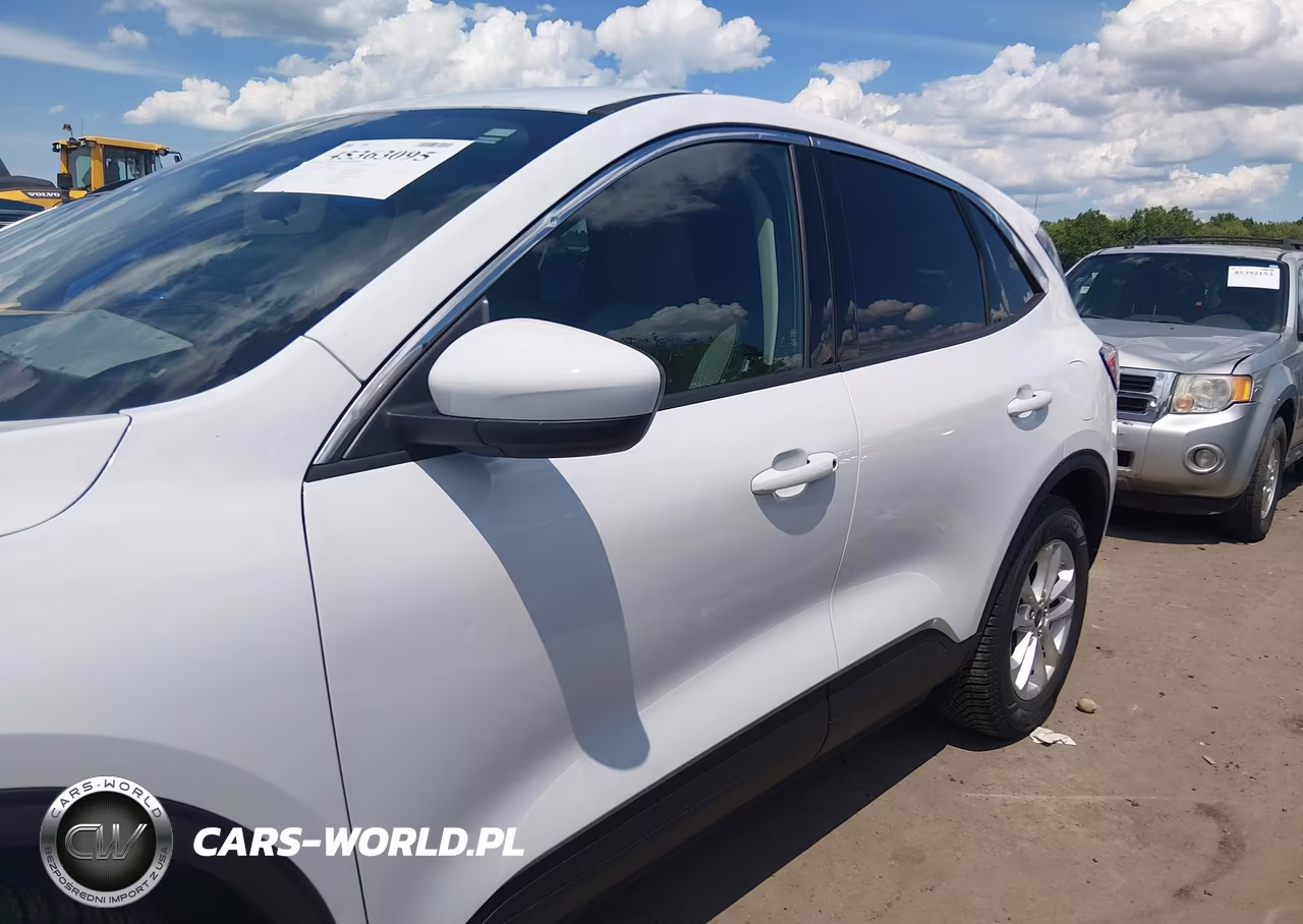 2020 Ford Escape Se VIN:1FMCU0G68LUA25488 - 14