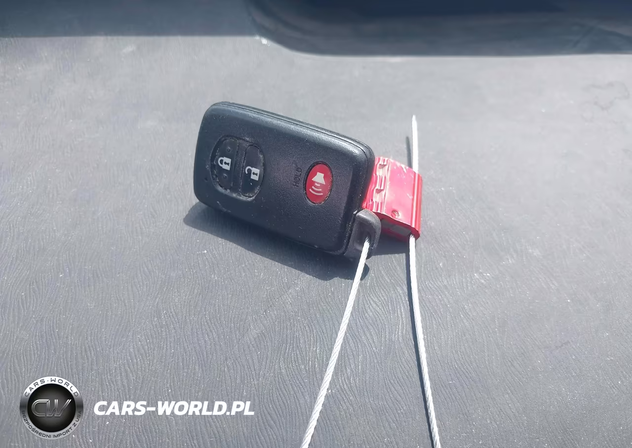 2012 Toyota Prius Two VIN:JTDKN3DU4C1525358 - 11