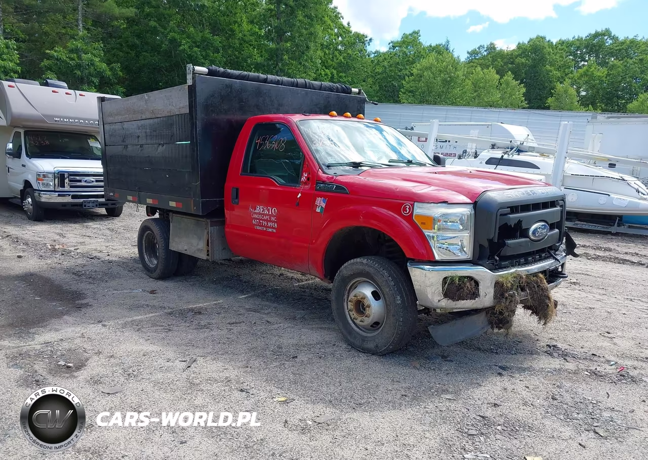 2012 Ford F-350 Chassis Xl