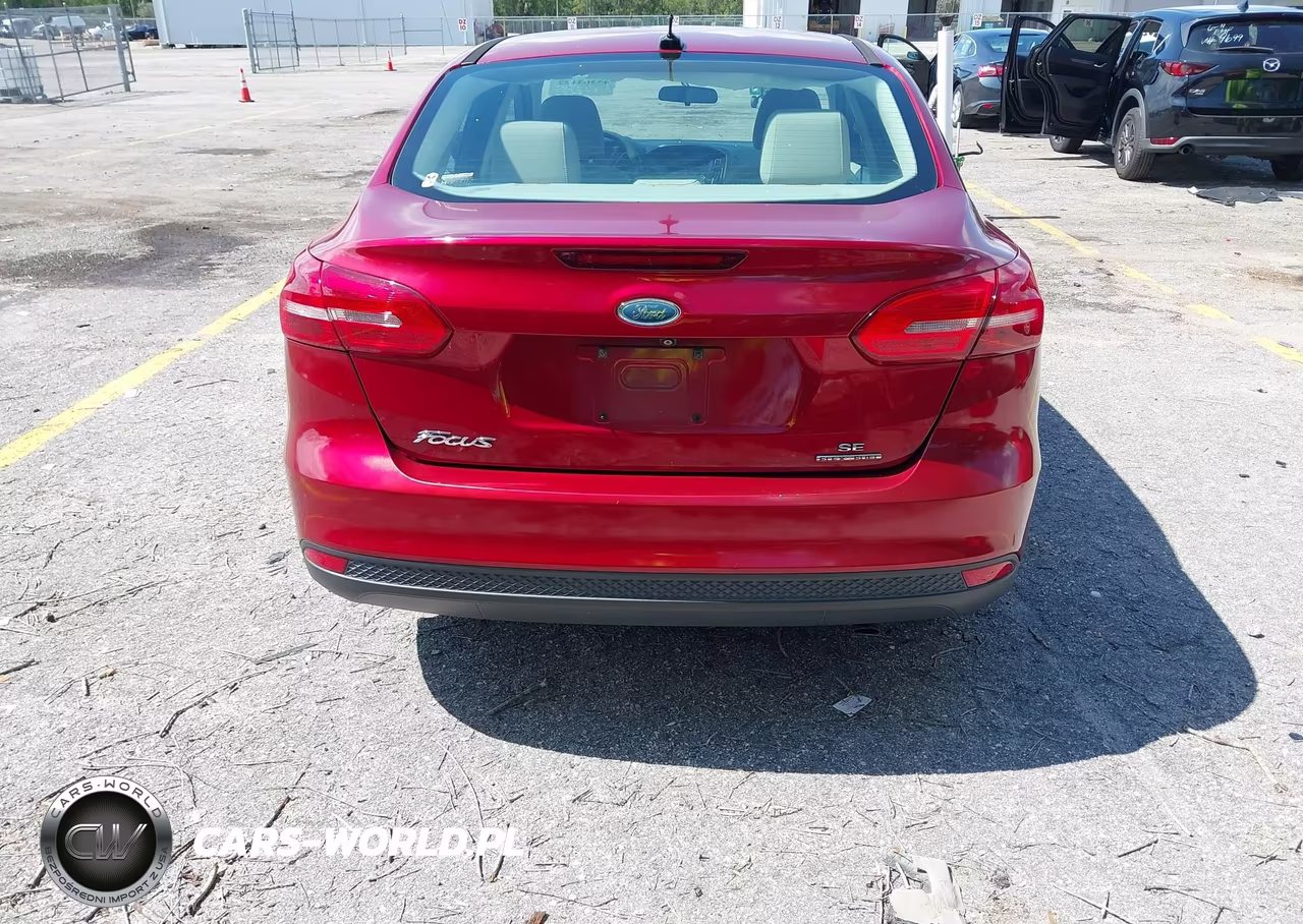 2015 Ford Focus Se VIN:1FADP3F25FL311864 - 17