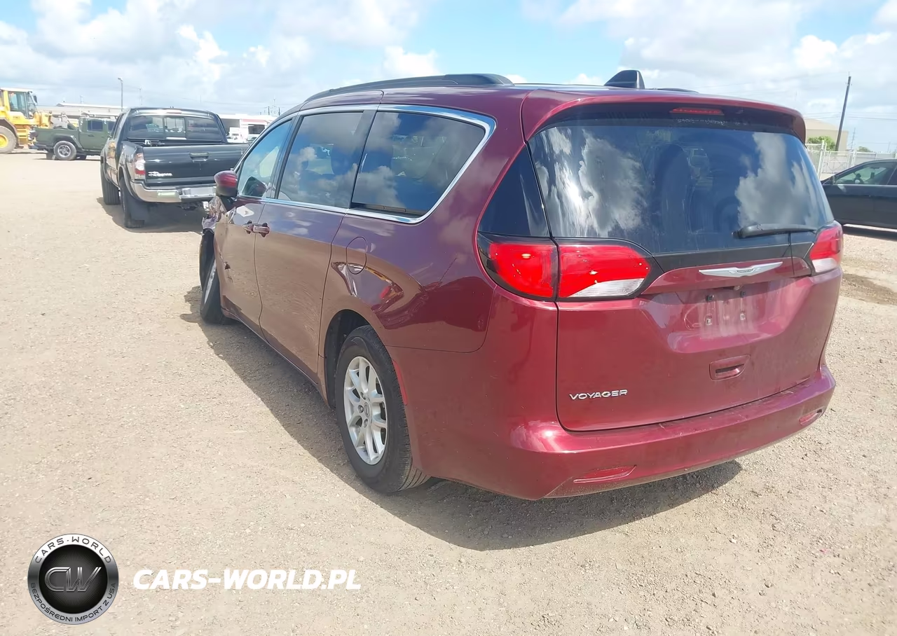 2021 Chrysler Voyager Lxi VIN:2C4RC1DG1MR528489 - 3