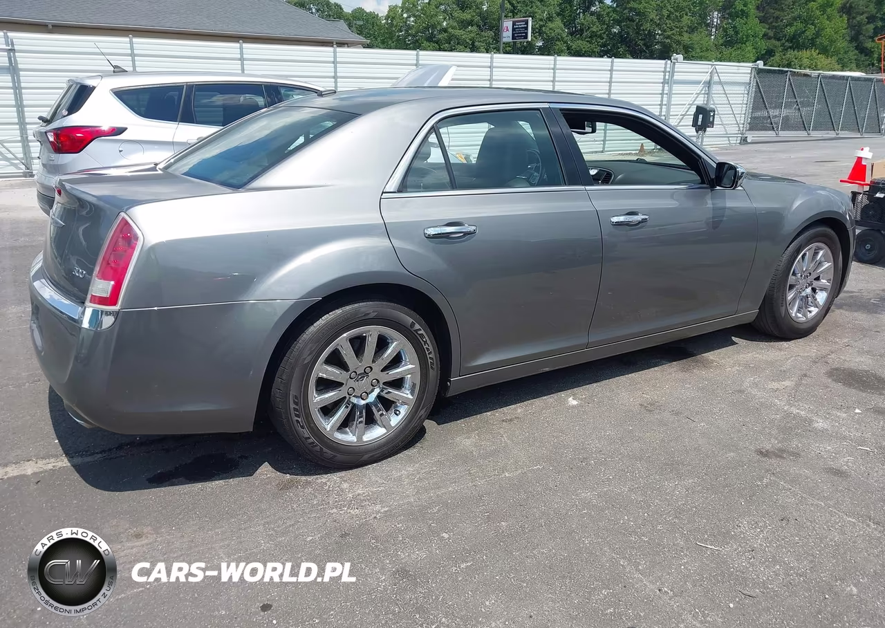 2012 Chrysler 300 Limited VIN:2C3CCACG8CH237763 - 4