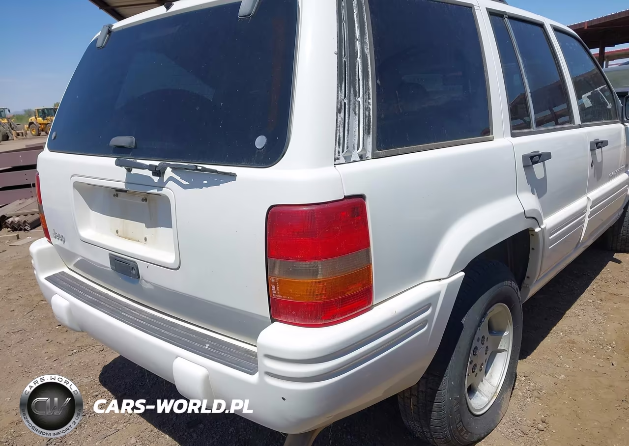 1998 Jeep Grand Cherokee Laredo VIN:1J4FX48S8WC295191 - 4