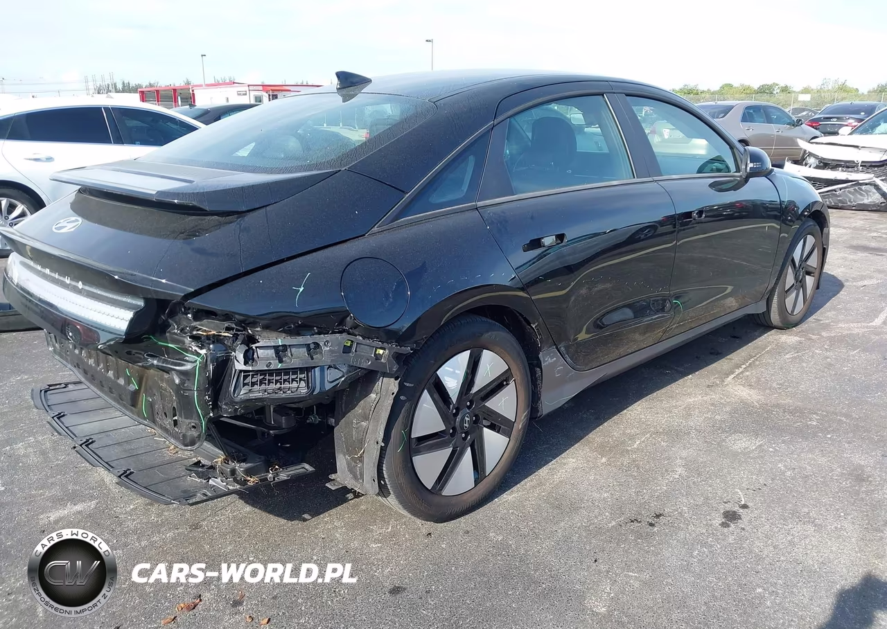 2025 Hyundai Ioniq 6 Se VIN:KMHM24AA2SA093106 - 6