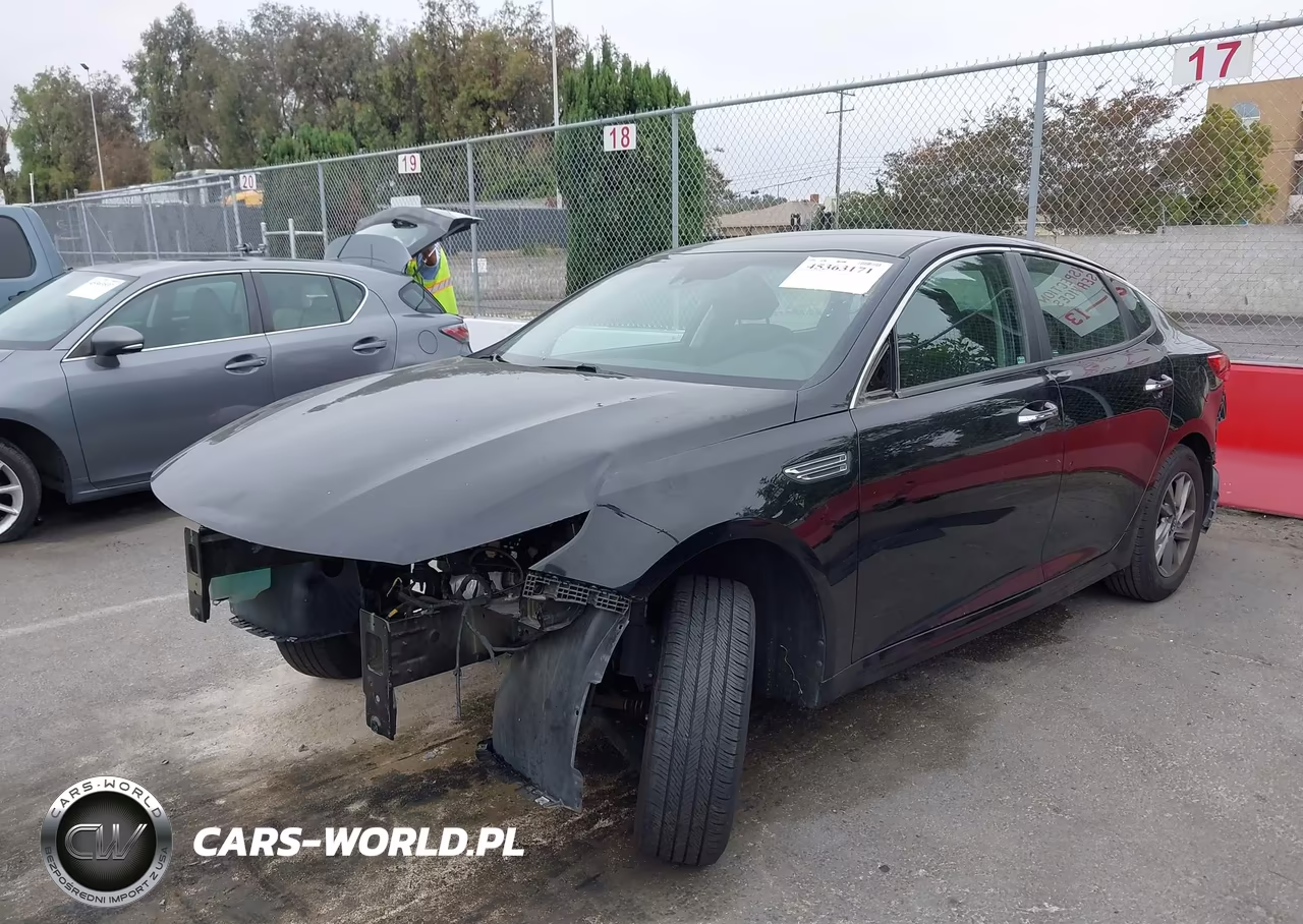 2019 Kia Optima Lx VIN:5XXGT4L30KG299588 - 2