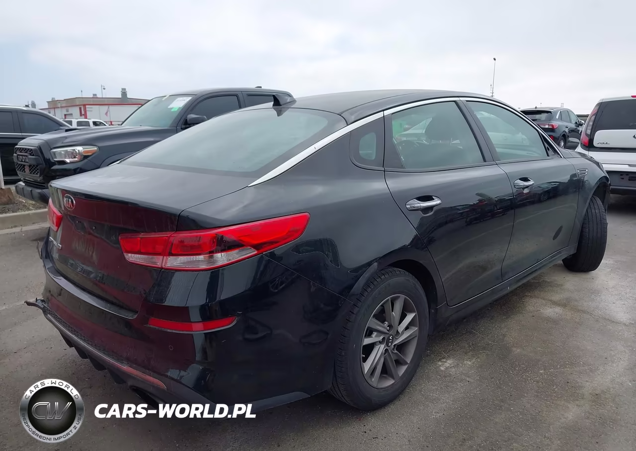 2019 Kia Optima Lx VIN:5XXGT4L30KG299588 - 4