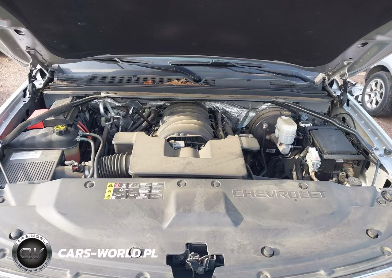2018 Chevrolet Suburban Premier VIN:1GNSKJKC5JR180726 - 10