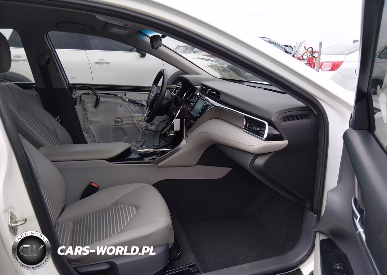 2018 Toyota Camry Se VIN:4T1B11HK1JU633453 - 5