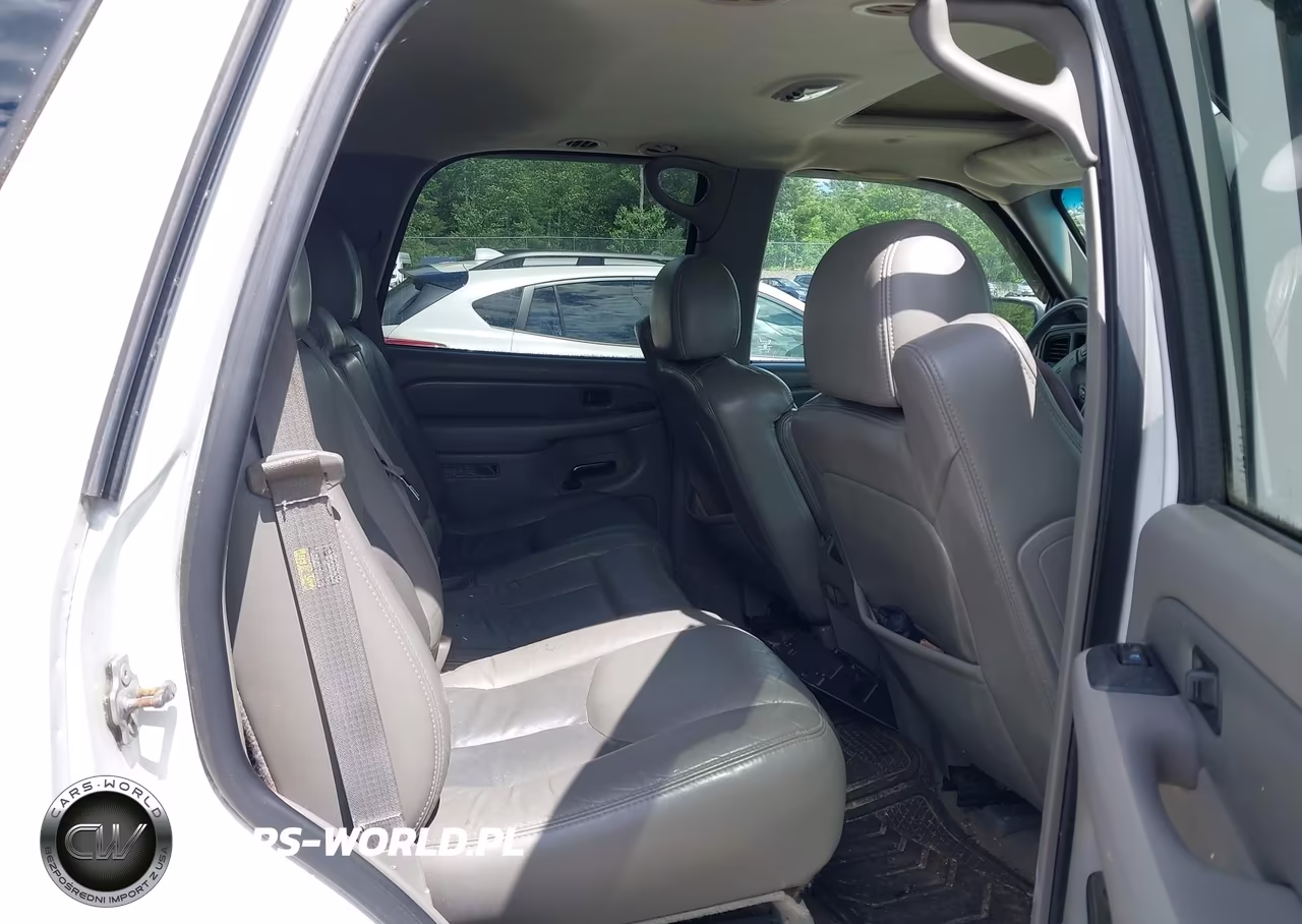 2004 GMC Yukon Denali VIN:1GKEK63U44J292080 - 8