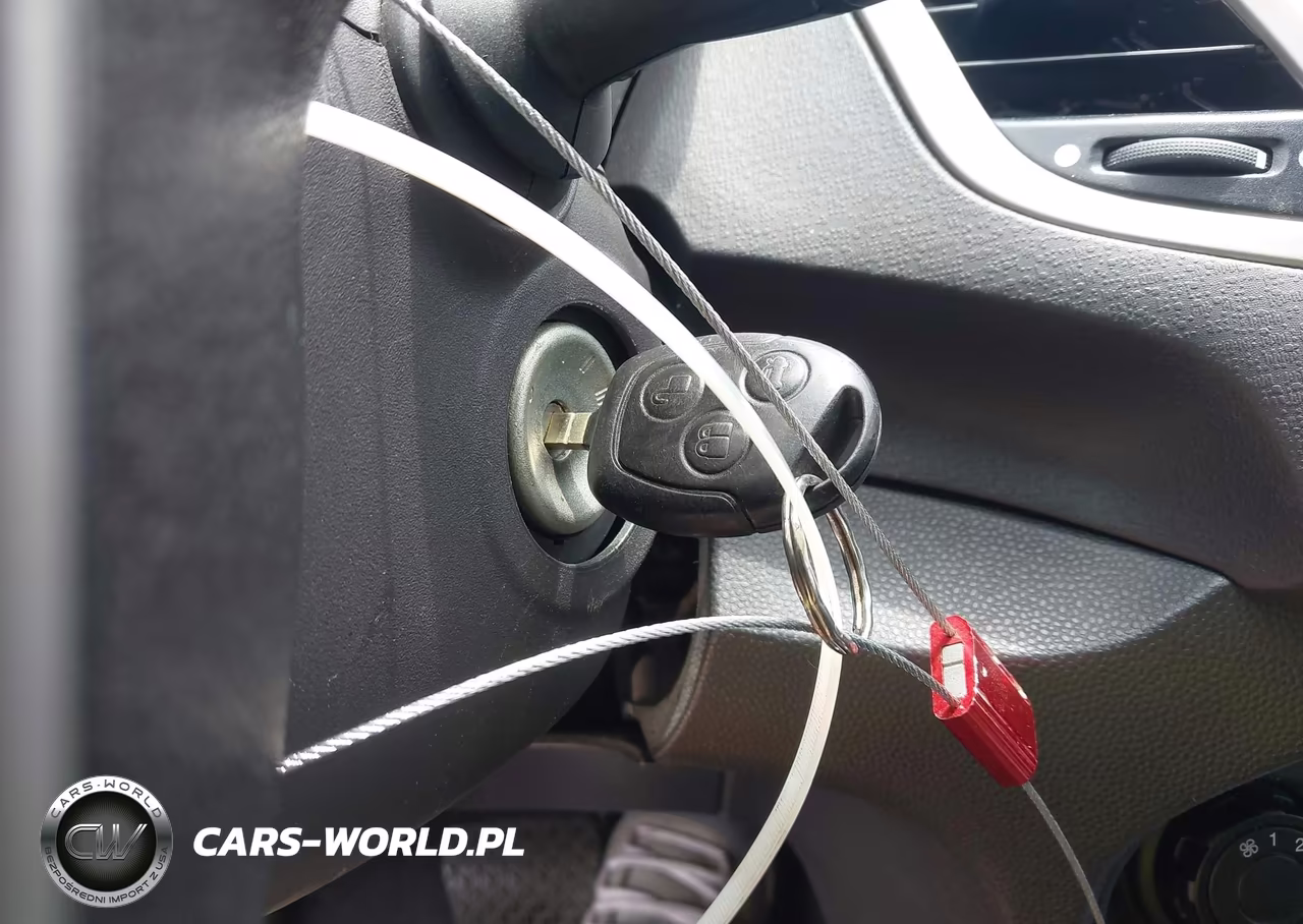 2011 Ford Fiesta Se VIN:3FADP4BJ6BM176227 - 11