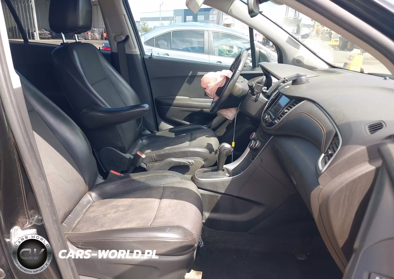 2020 Chevrolet Trax Fwd Lt VIN:KL7CJLSB2LB328388 - 5