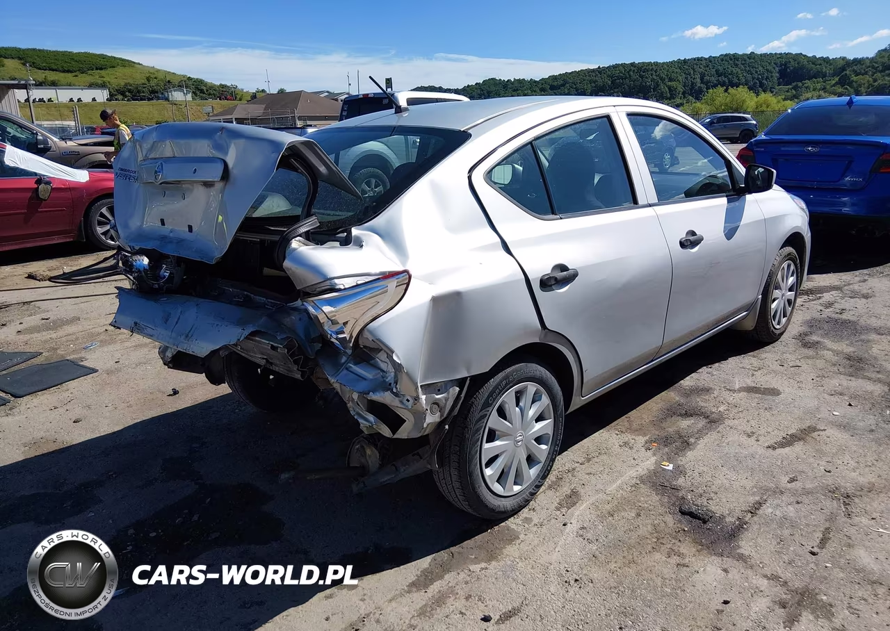 2016 Nissan Versa 1.6 S VIN:3N1CN7AP4GL854671 - 4
