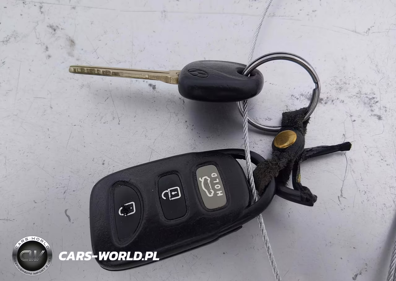2010 Hyundai Genesis 2.0T VIN:KMHHT6KD2AU035545 - 11