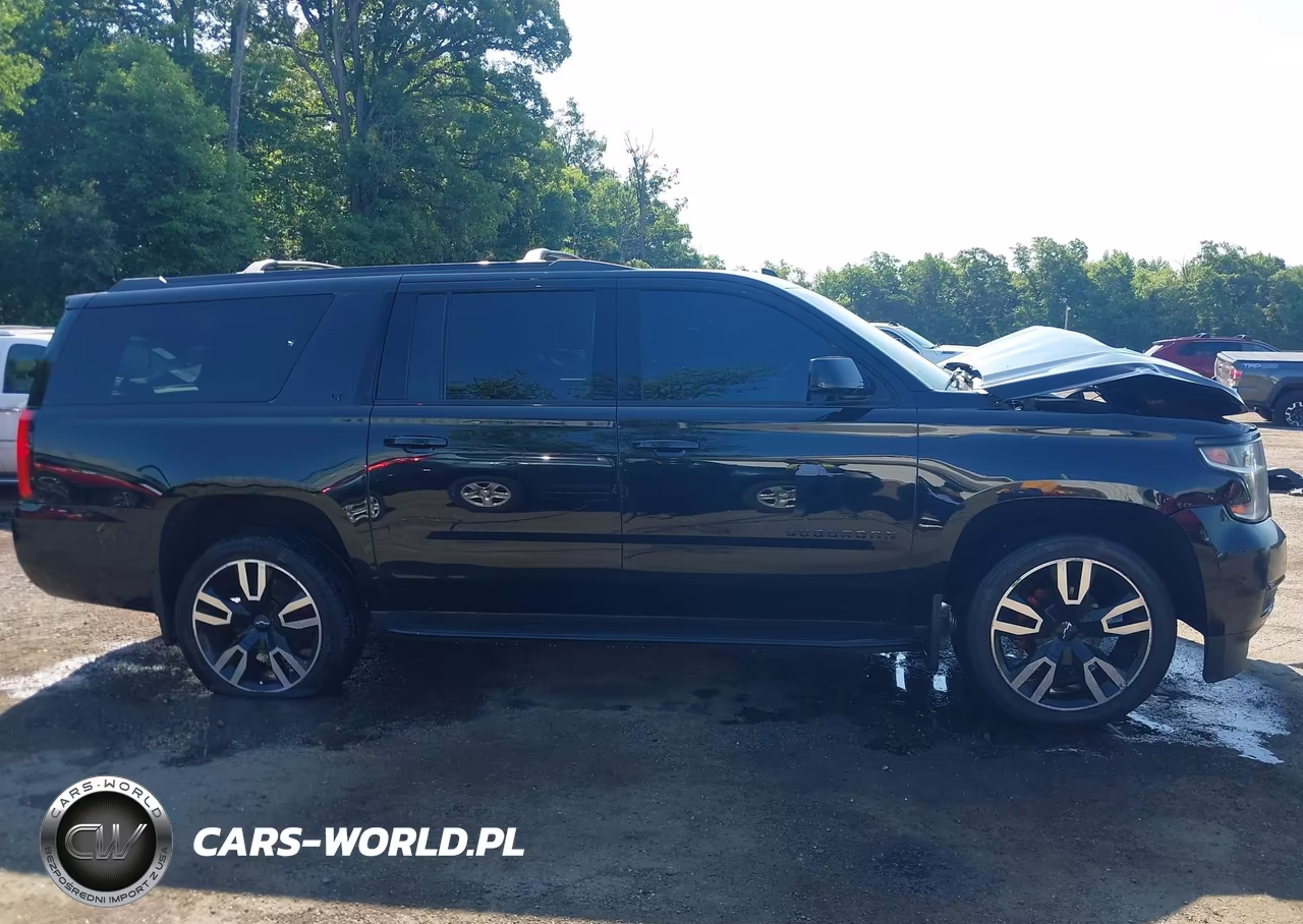 2019 Chevrolet Suburban Lt VIN:1GNSKHKC9KR405577 - 13