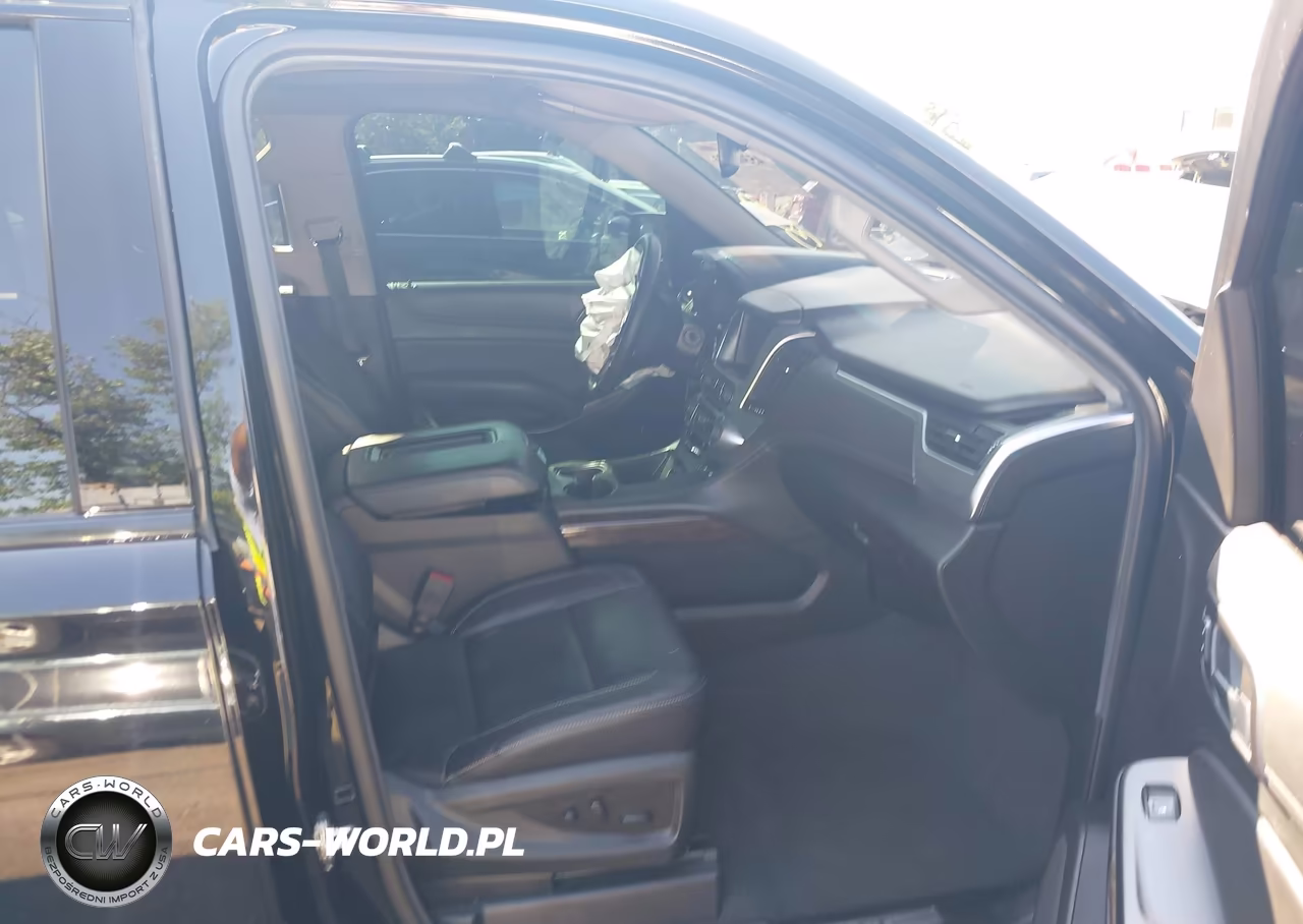 2019 Chevrolet Suburban Lt VIN:1GNSKHKC9KR405577 - 5