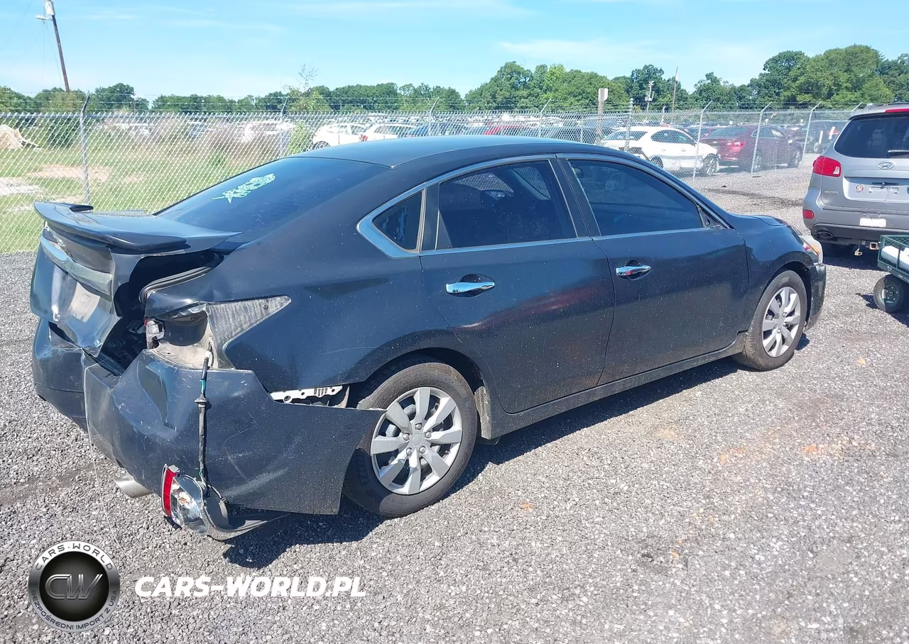 2013 Nissan Altima 2.5 S VIN:1N4AL3AP7DC163991 - 4