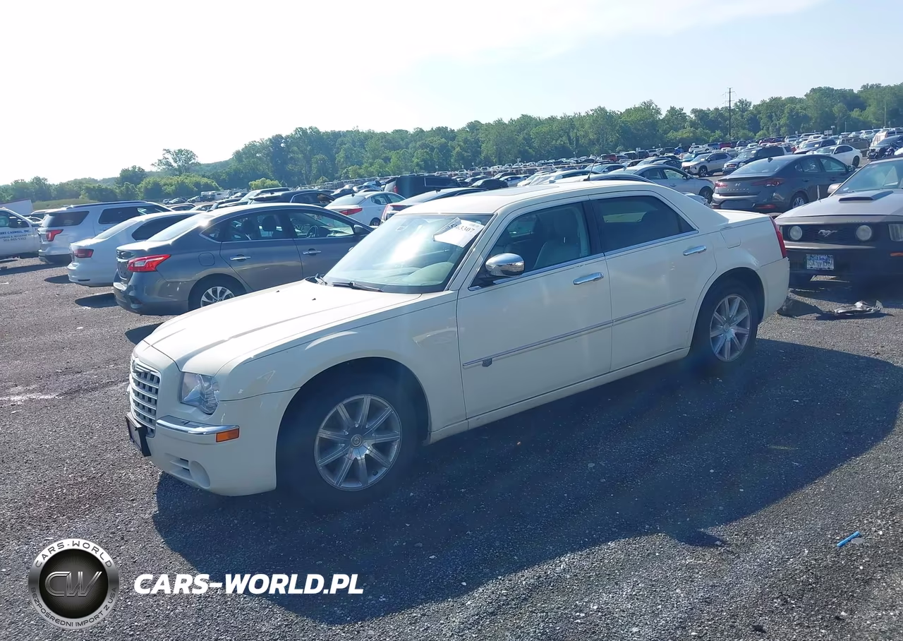 2008 Chrysler 300C Hemi VIN:2C3KA63HX8H131944 - 2