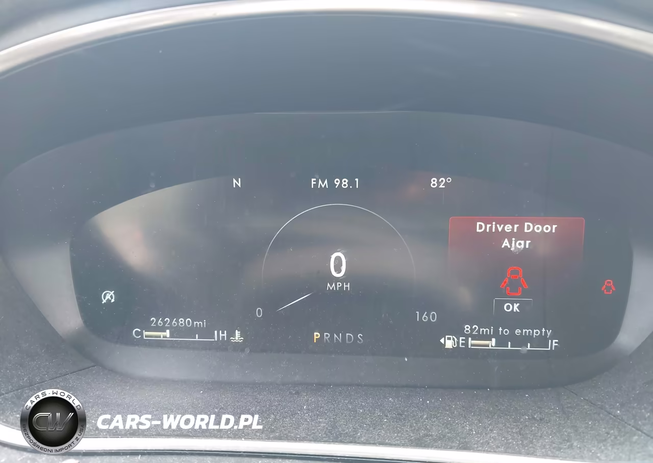 2019 Lincoln Nautilus Standard VIN:2LMPJ8J94KBL40583 - 7
