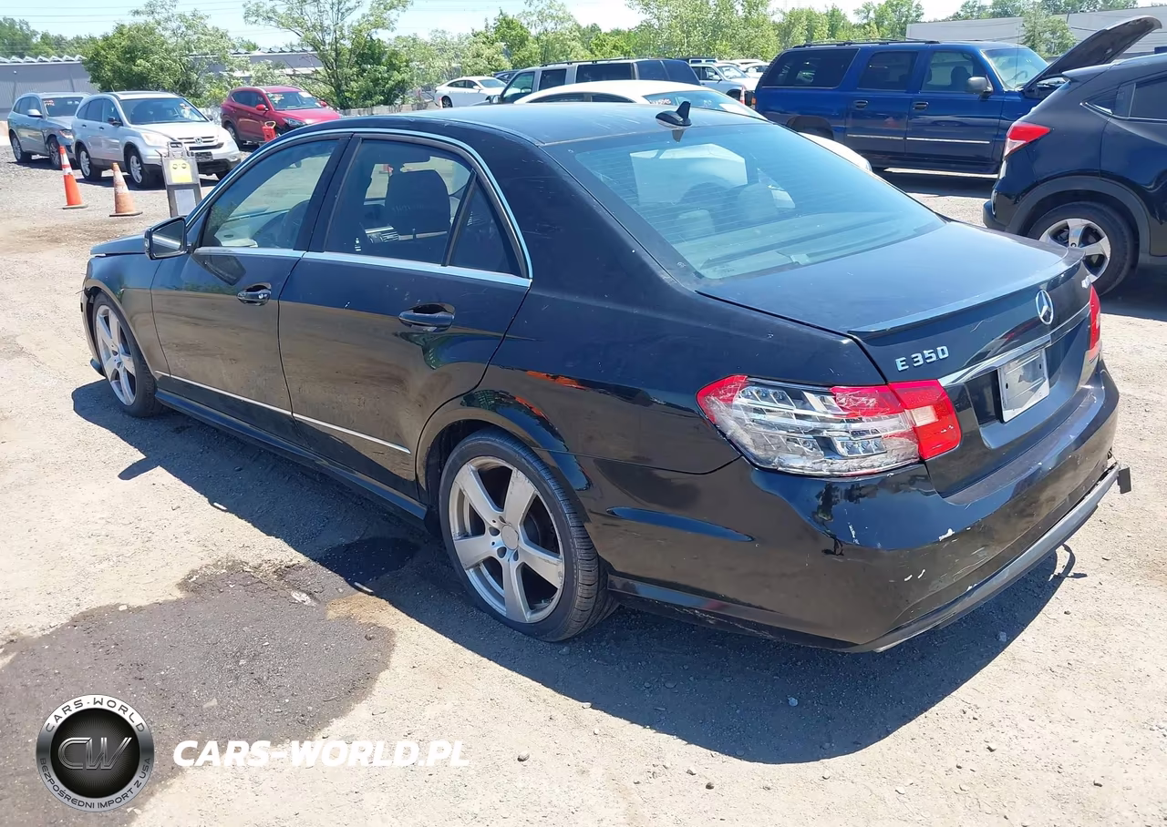 2011 Mercedes-Benz E 350 4Matic VIN:WDDHF8HB8BA464212 - 3