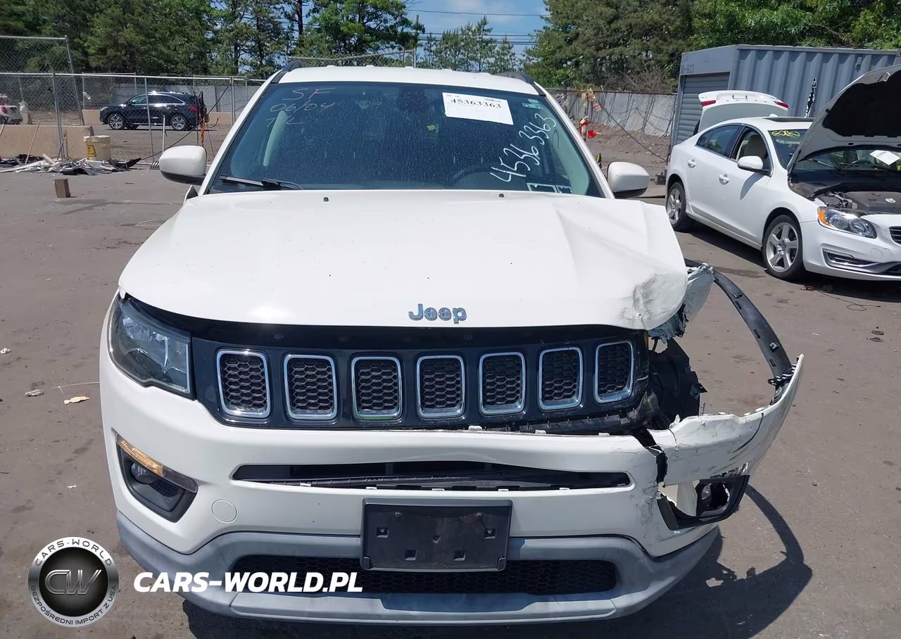 2018 Jeep Compass Latitude 4X4 VIN:3C4NJDBB5JT150229 - 12