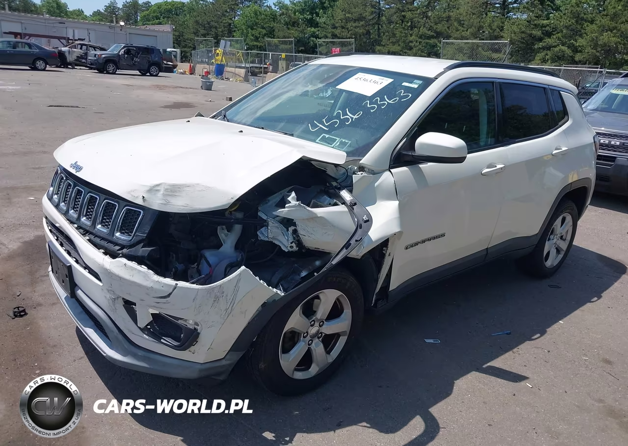 2018 Jeep Compass Latitude 4X4 VIN:3C4NJDBB5JT150229 - 2