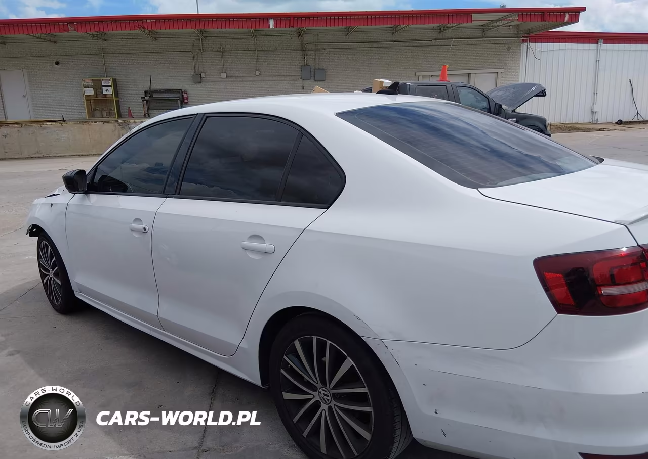 2016 Volkswagen Jetta 1.8T Sport VIN:3VWD17AJ2GM305454 - 14