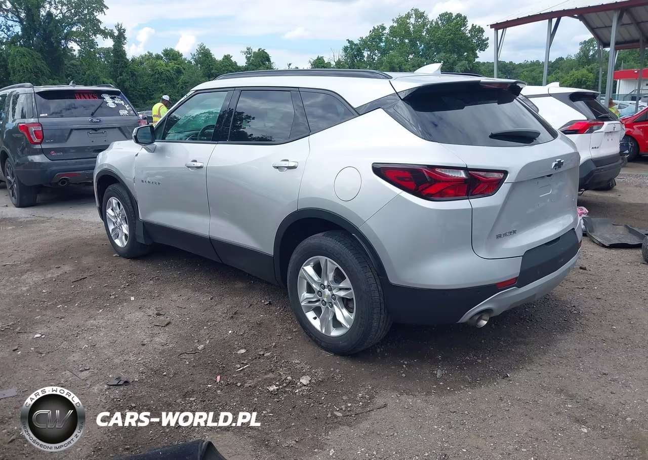 2021 Chevrolet Blazer Fwd 2Lt VIN:3GNKBCRS3MS549075 - 3