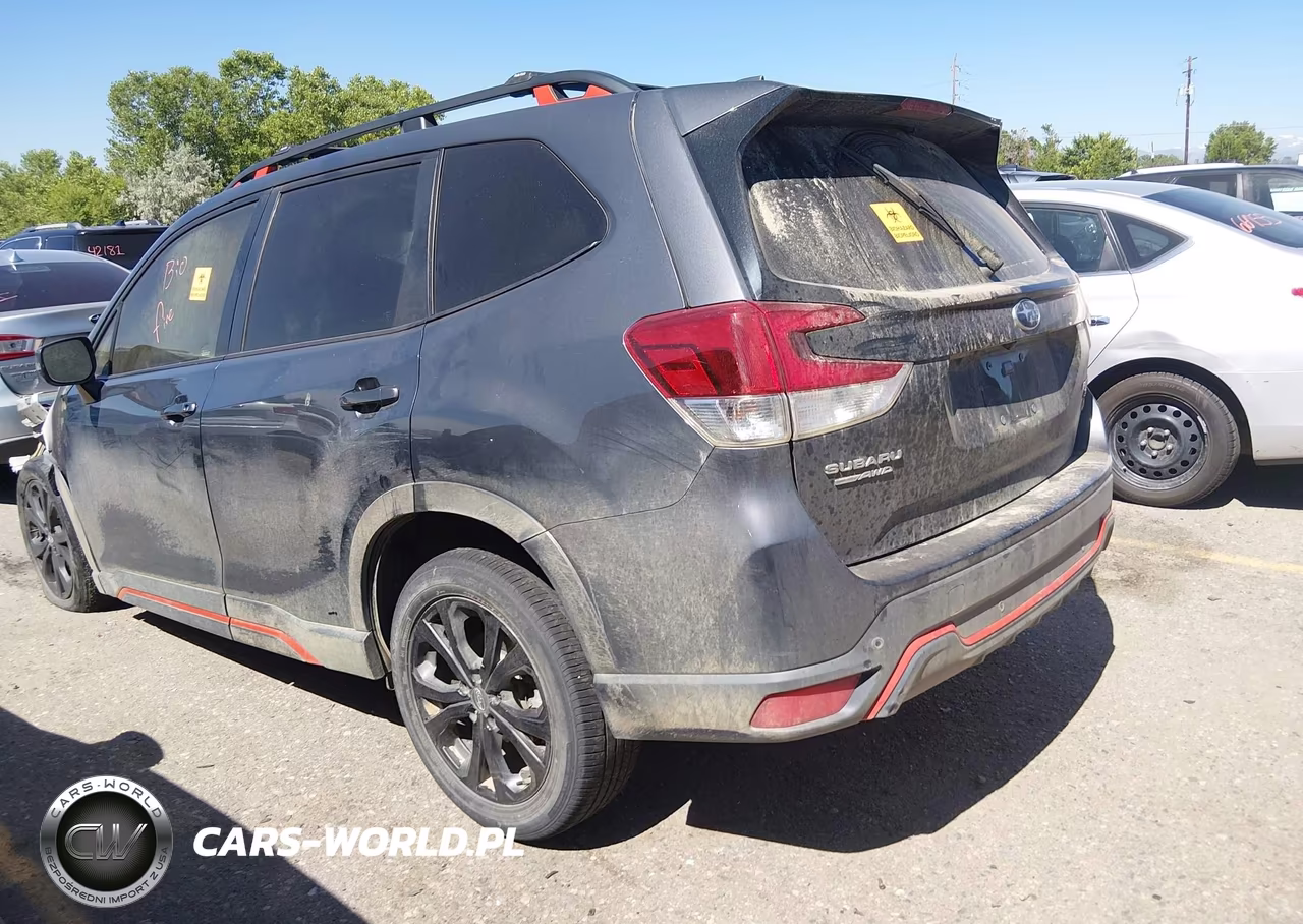 2023 Subaru Forester Sport VIN:JF2SKAJC7PH455412 - 3