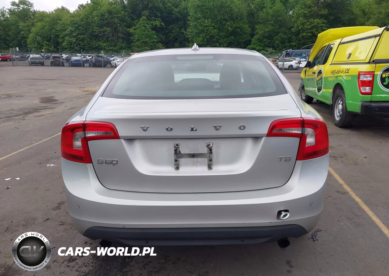 2012 Volvo S60 T5 VIN:YV1622FS1C2030975 - 16