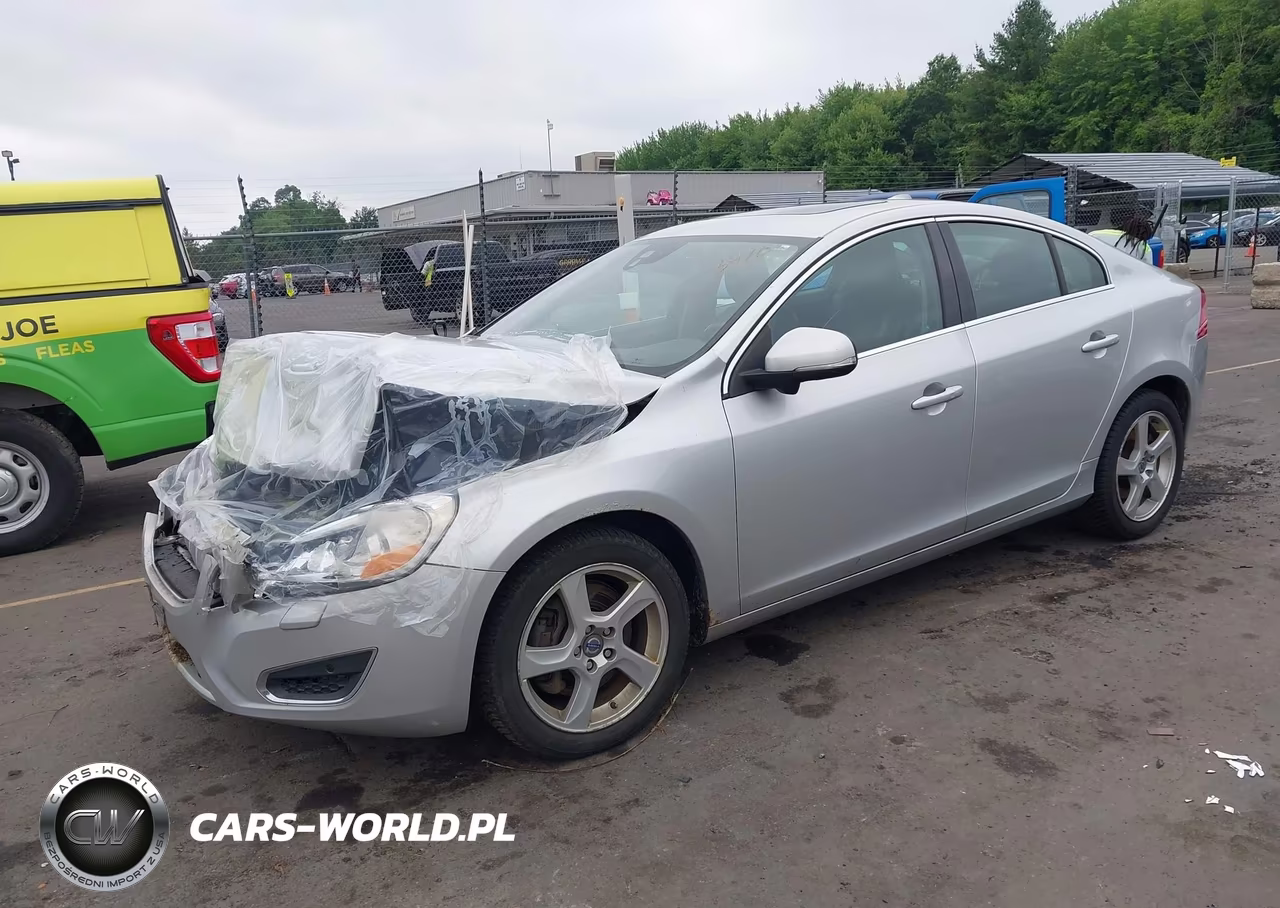 2012 Volvo S60 T5 VIN:YV1622FS1C2030975 - 2